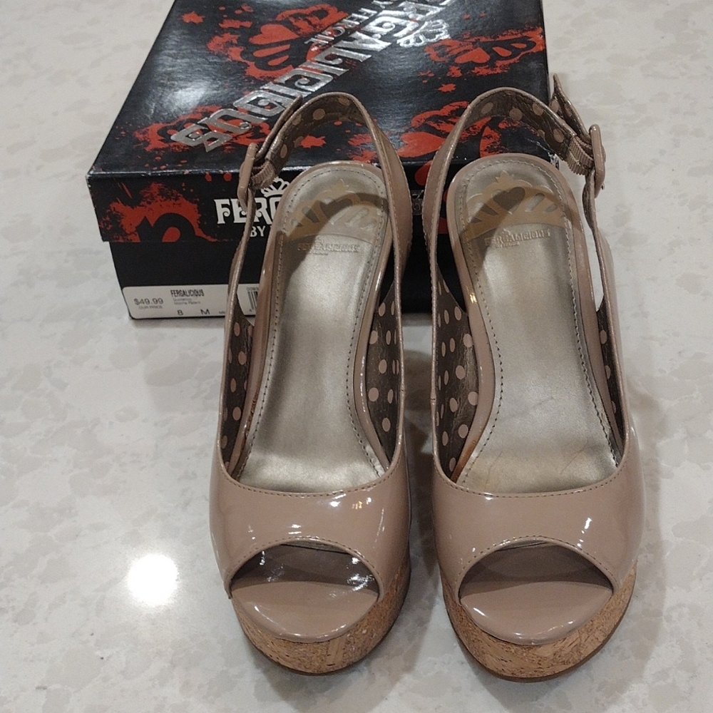 Fergalicious By Fergie. Beige and Cork Platform Wedges. Size 8M - Picture 2 of 7